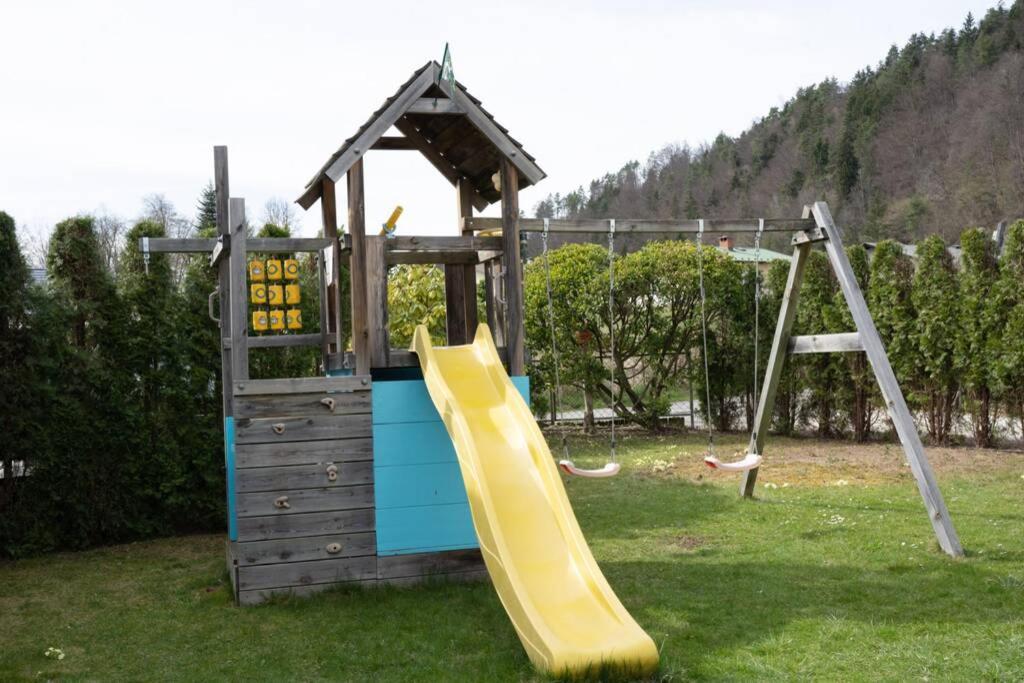 Schoenes Ferienhaus Mit Garten Pörtschach am Wörthersee Екстериор снимка